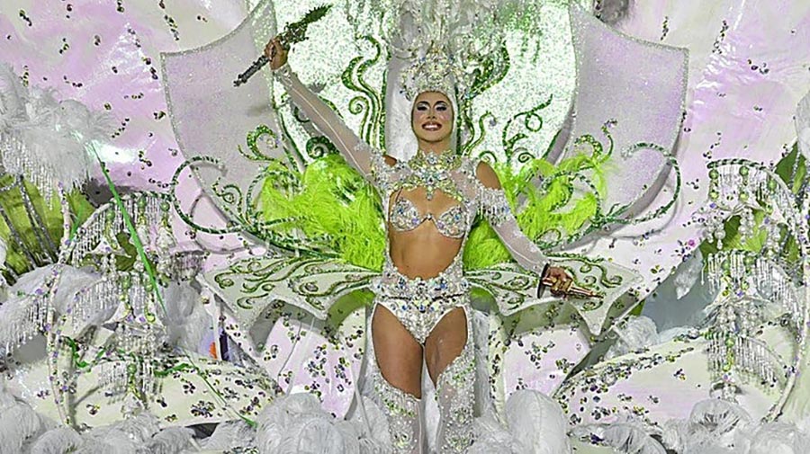 Estrella Jiménez de Bruin, koningin van het carnaval van Maspalomas 2026